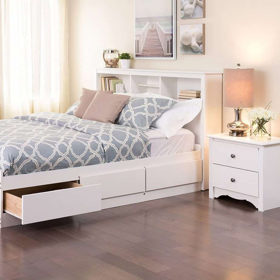 10 Amazon Finds That Will Organize Your Small Bedroom 10 Amazon Finds That Will Organize Your Small Bedroom